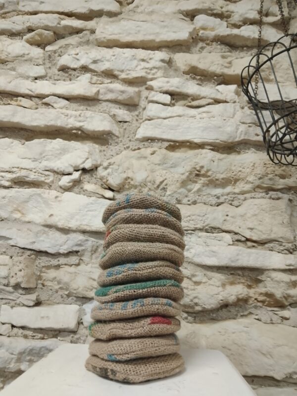 Lmbavillase sisuga nuustik